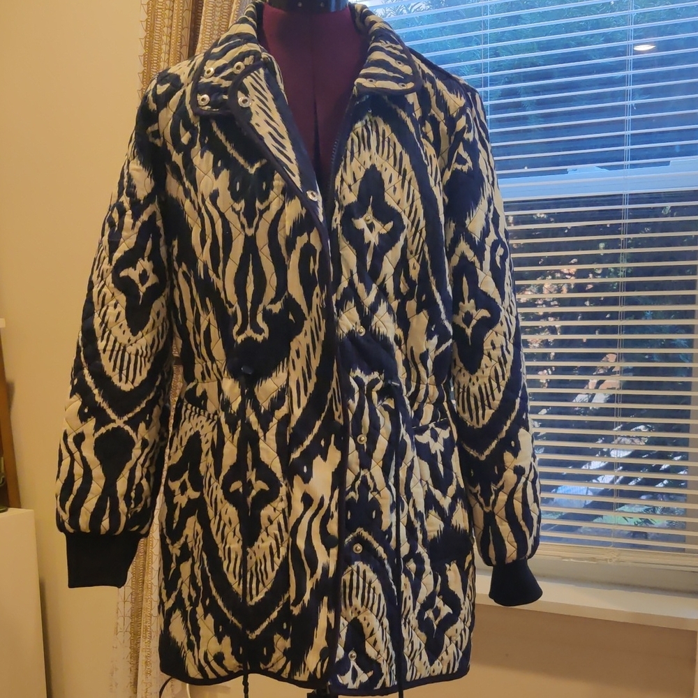 Quilted Navy and Cream Patterned Jacket